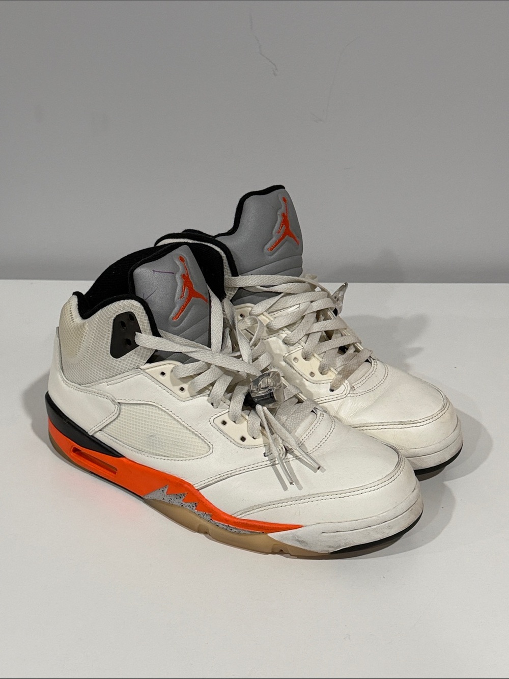 Jordan V Shattered Backboard White & Orange Retro Basketball Sneakers 10